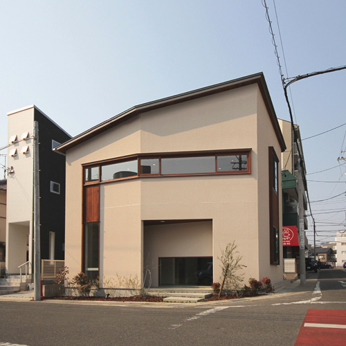 家具のような家 店舗併用 ショップ カフェ 横長窓